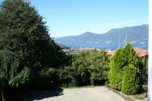 VILLA parcheggio